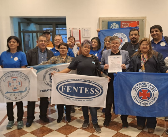 Entrega de Carta al Minsal